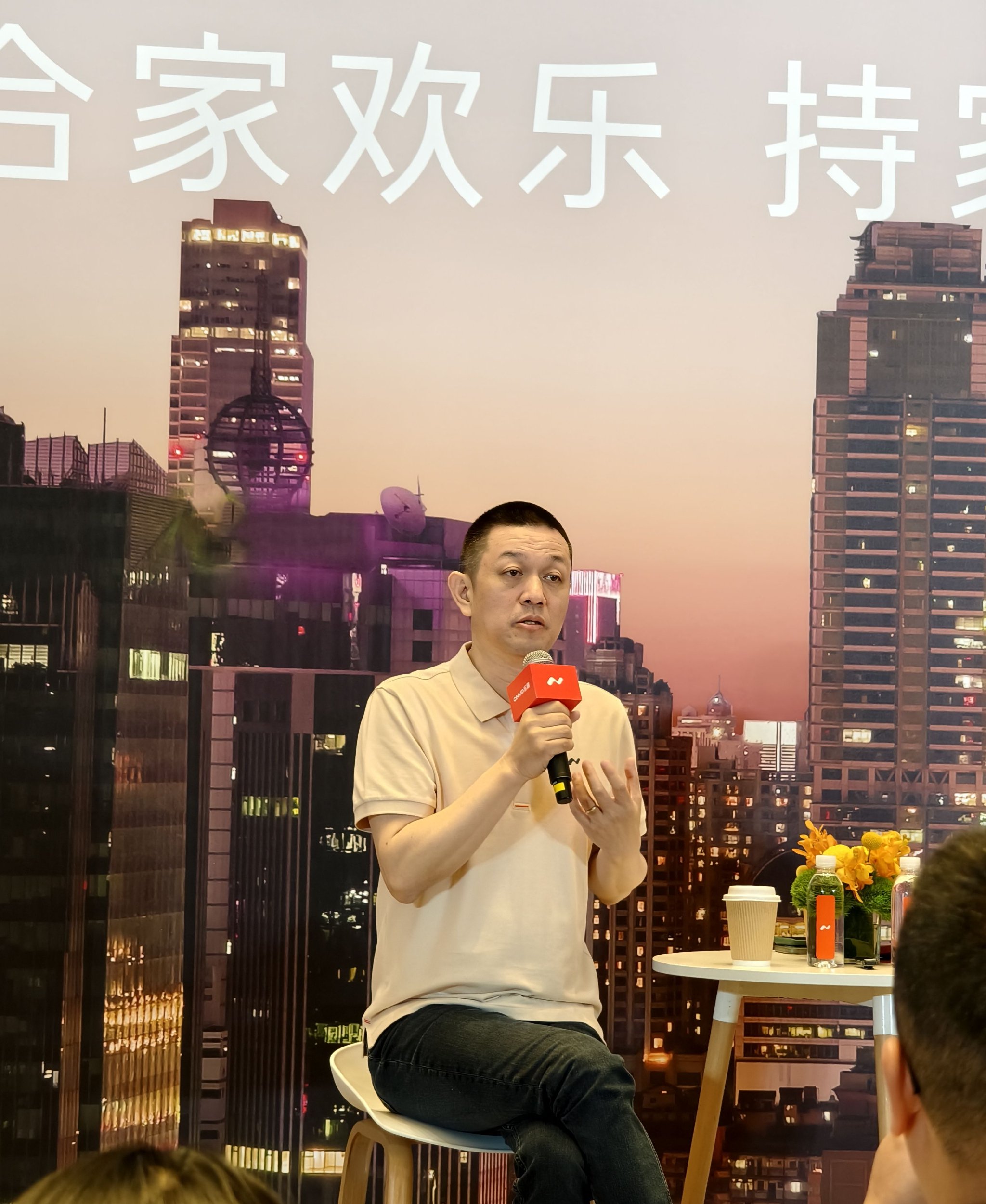 李斌正在变老，蔚来快快长大